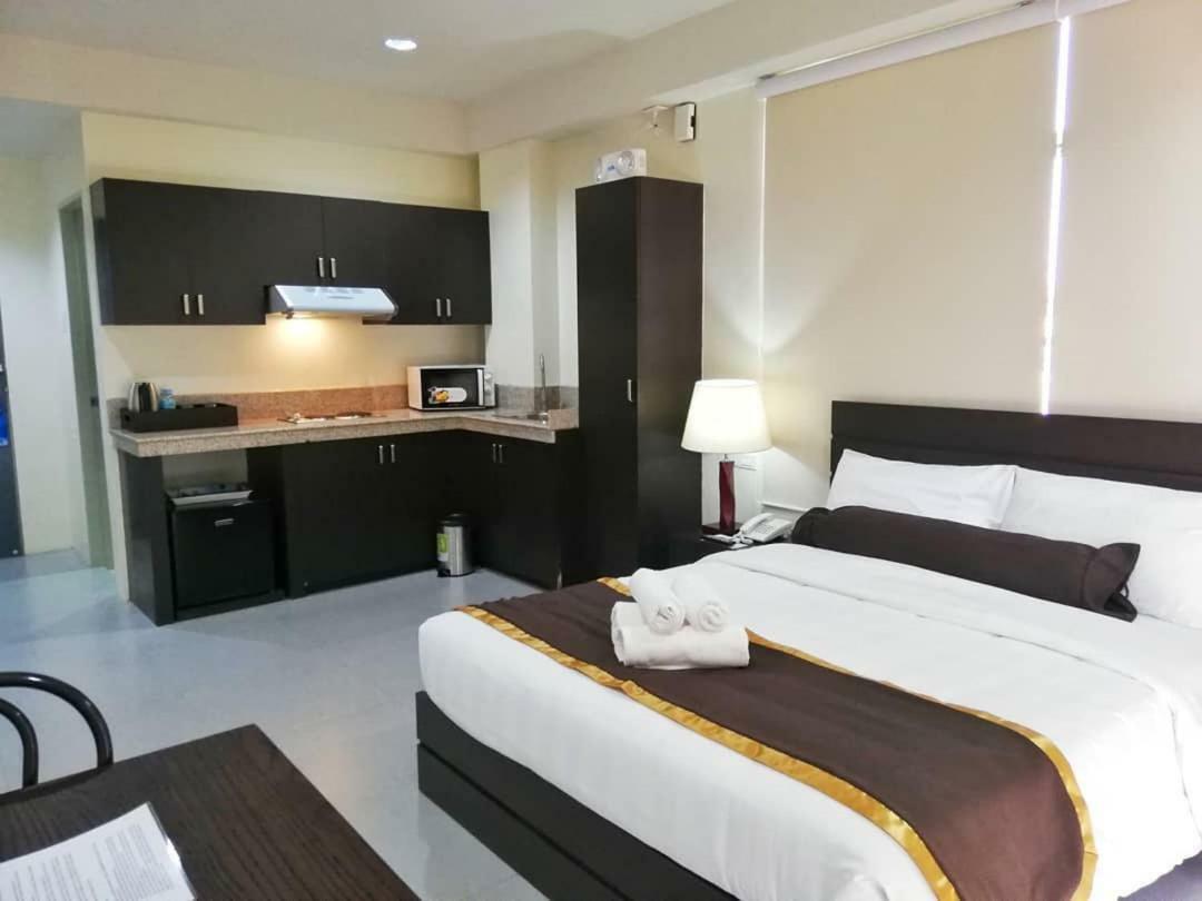 2205 Suites Lucena Exterior foto